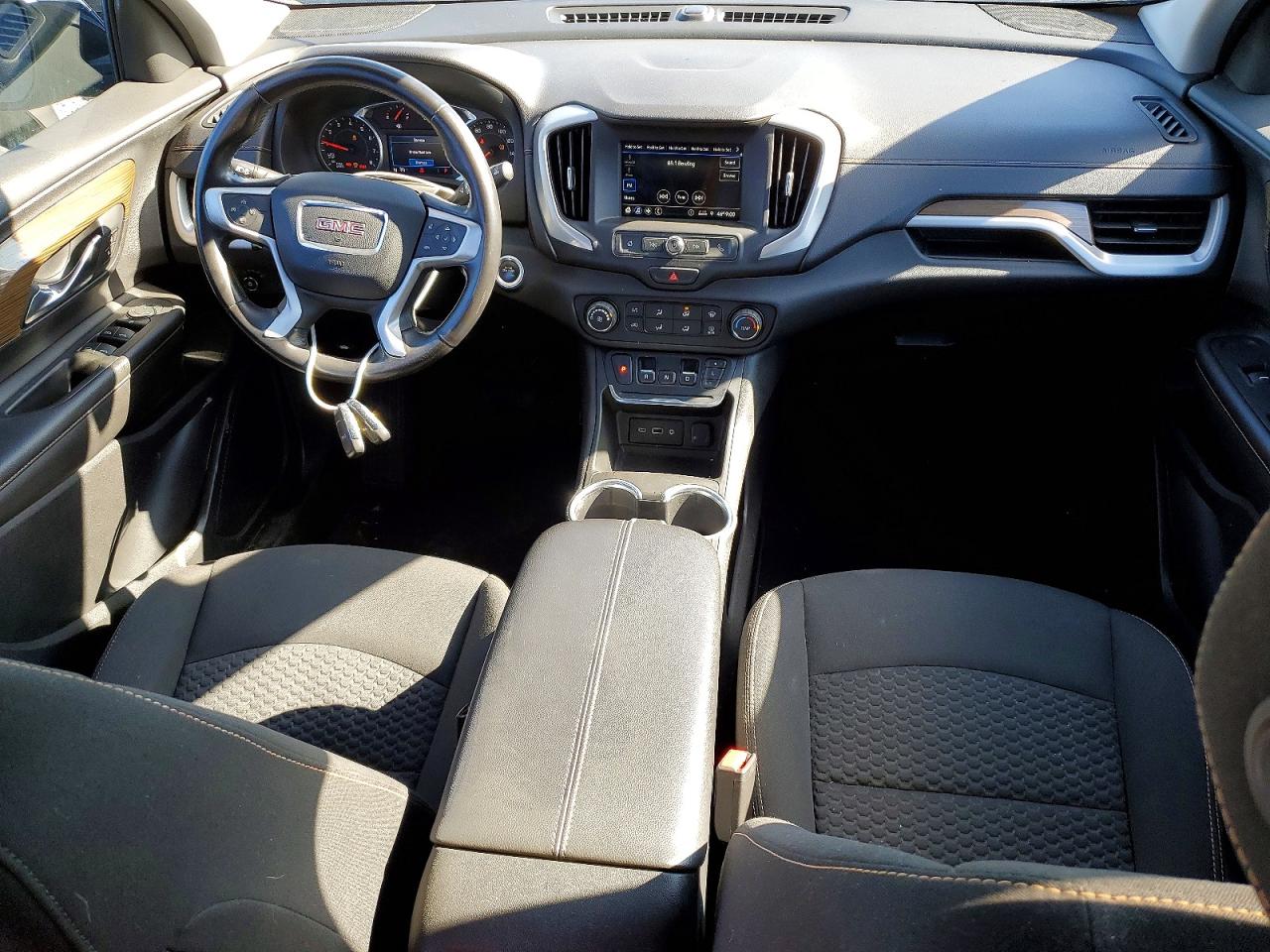 2019 GMC TERRAIN SLE photo 8