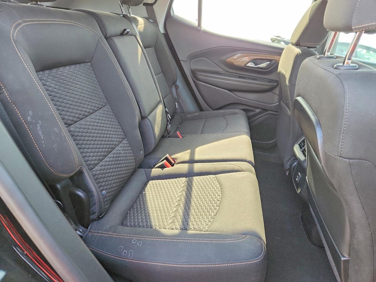 2019 GMC TERRAIN SLE photo 11