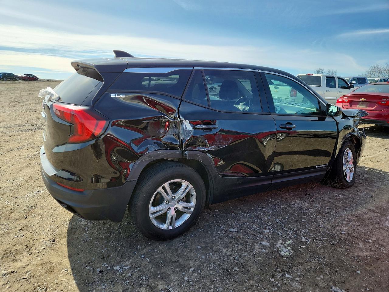 2019 GMC TERRAIN SLE photo 3