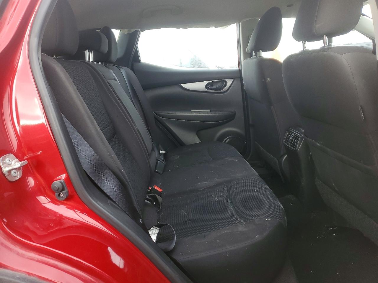 2018 NISSAN ROGUE SPORT S photo 21