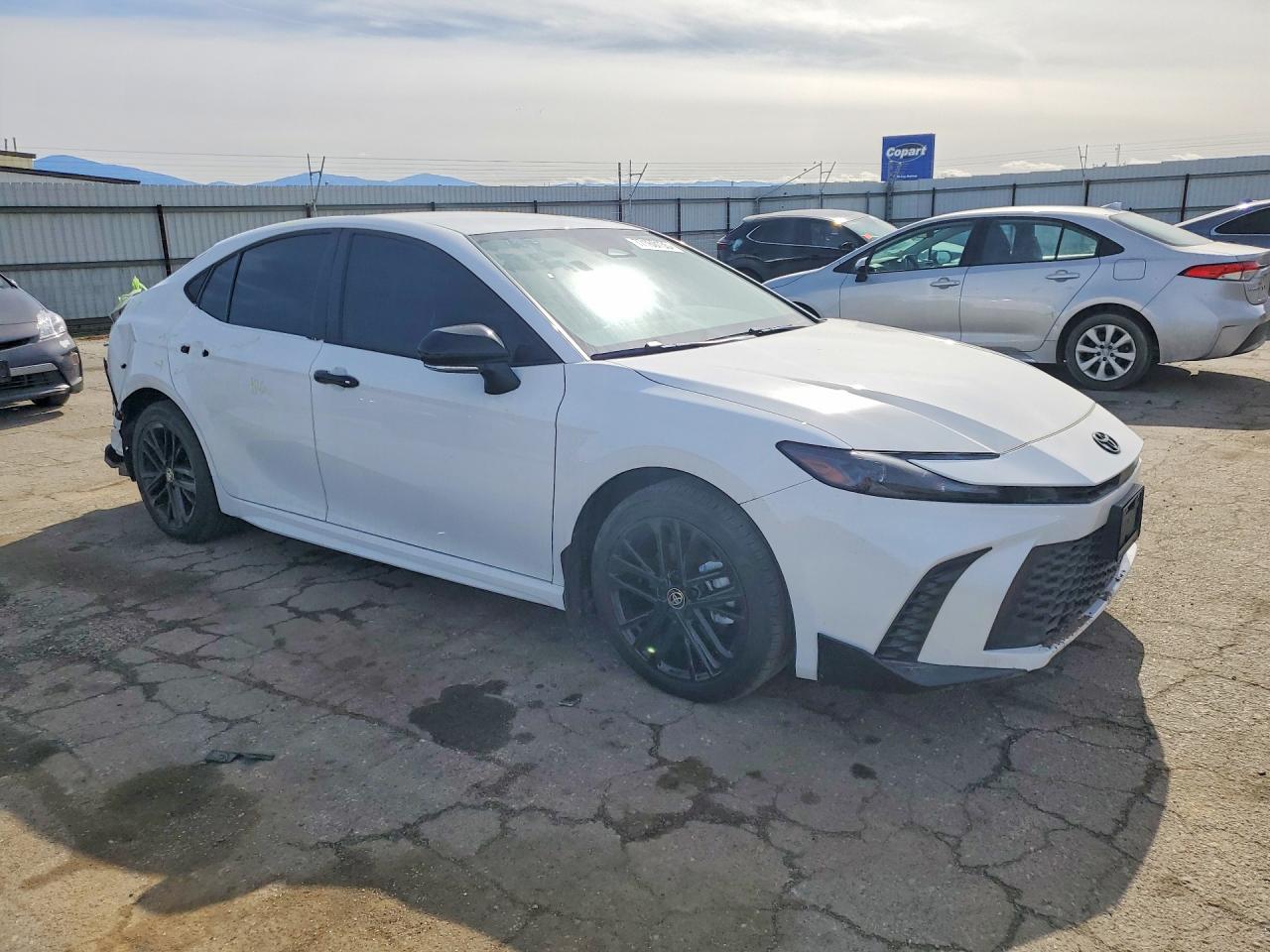 2025 TOYOTA CAMRY SE photo 10