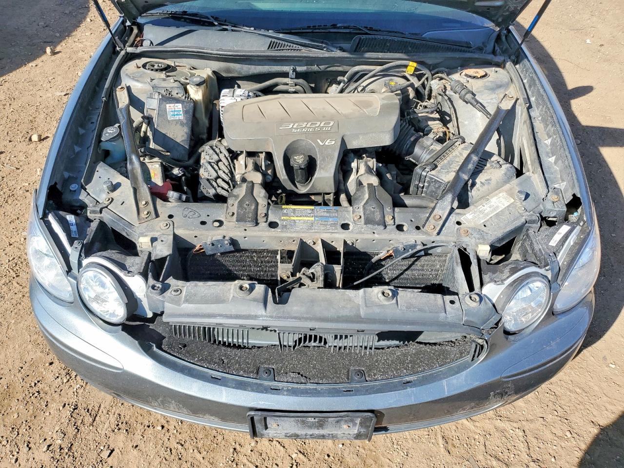 2005 BUICK LACROSSE photo 21