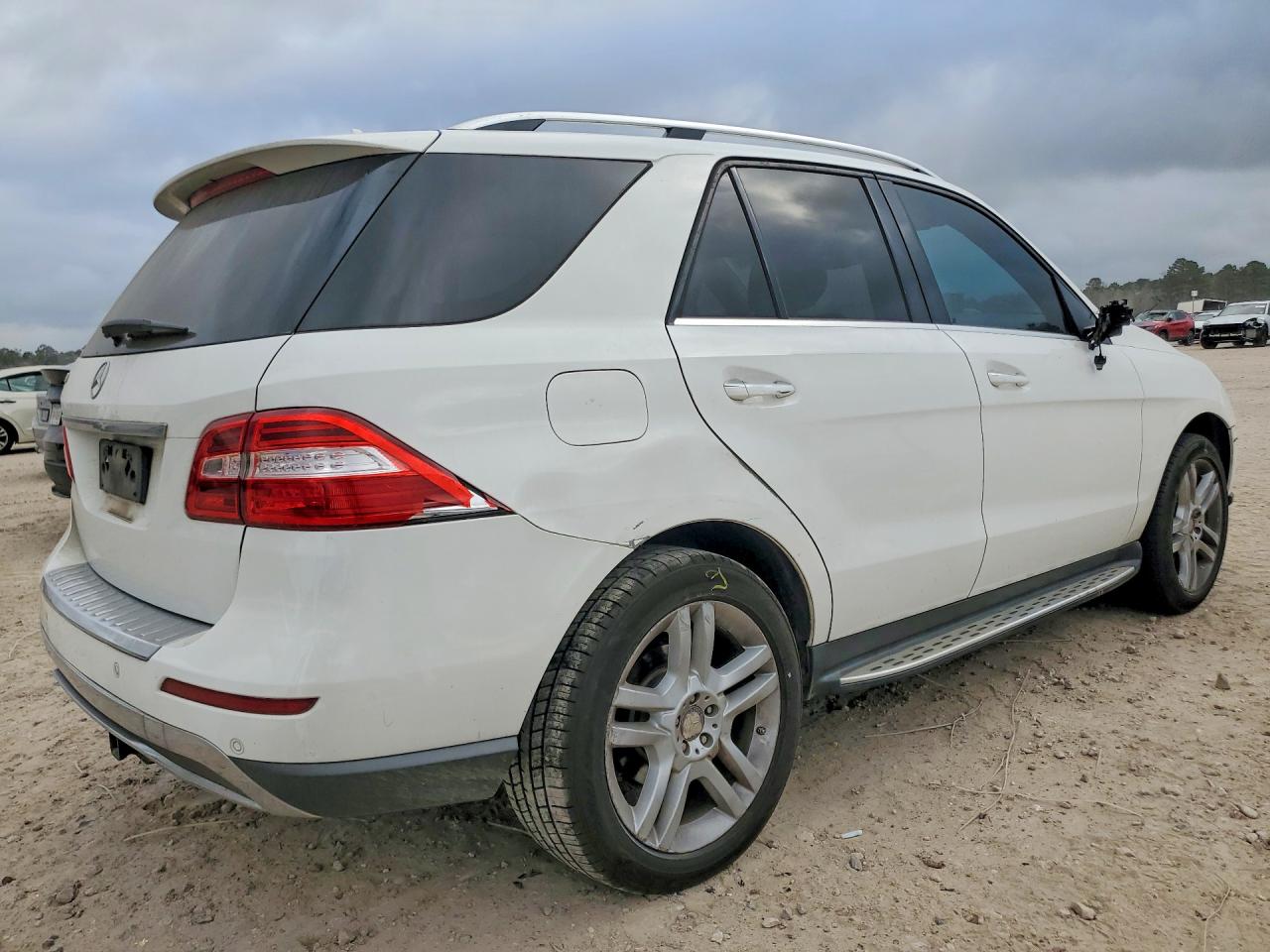 2015 MERCEDES-BENZ ML 350 photo 3