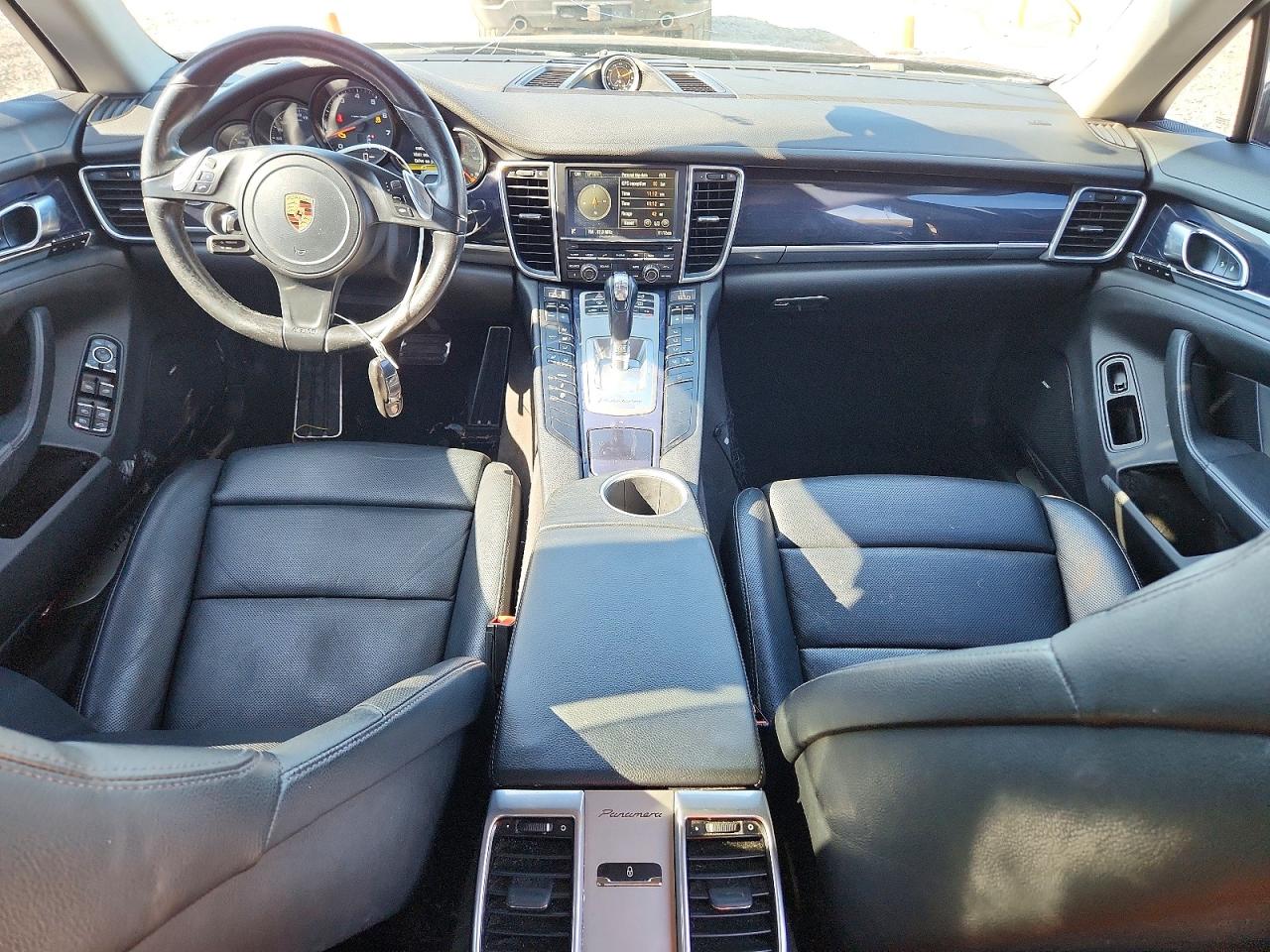 2016 PORSCHE PANAMERA 2 photo 15