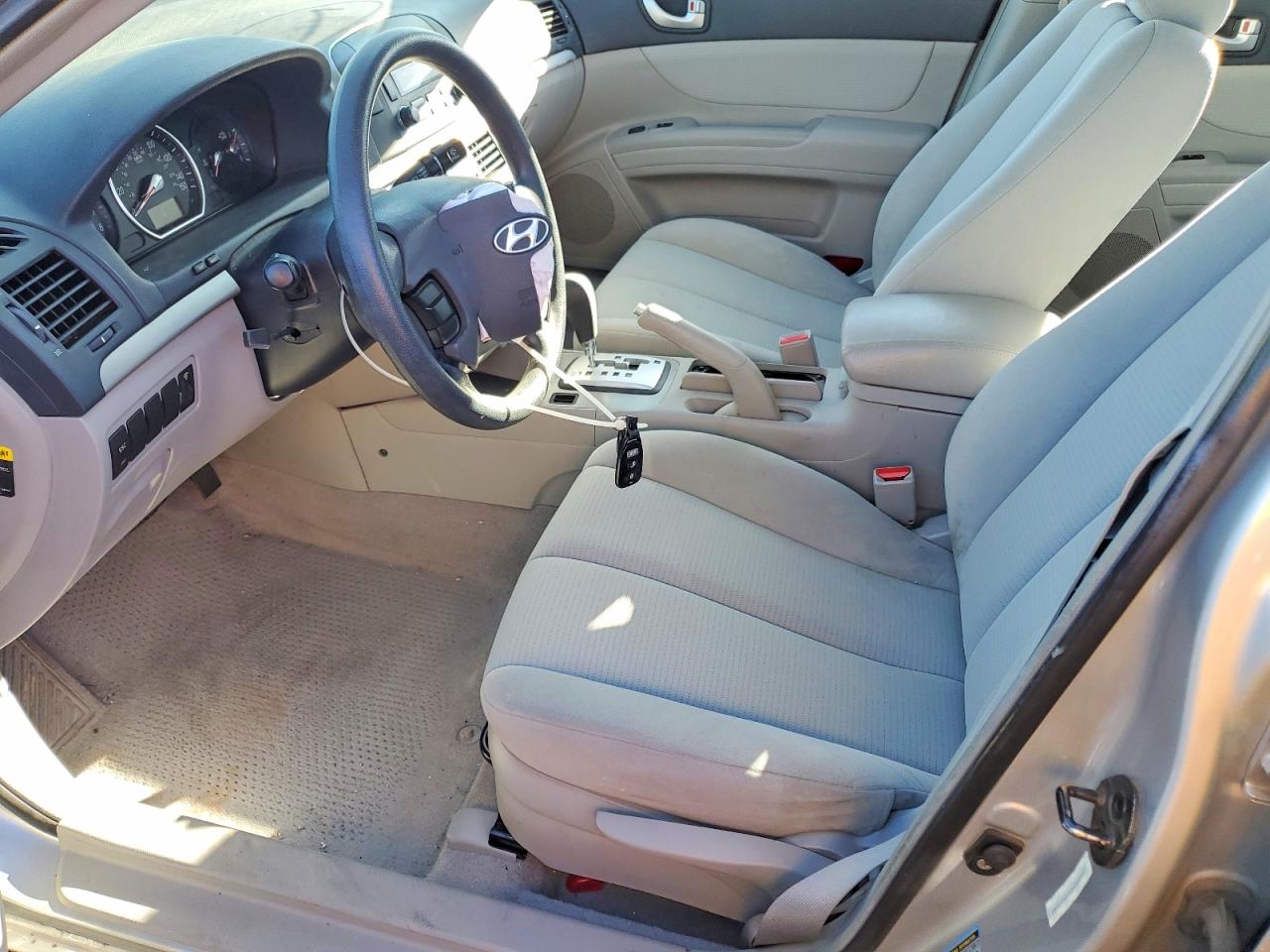 2008 HYUNDAI SONATA GLS photo 13