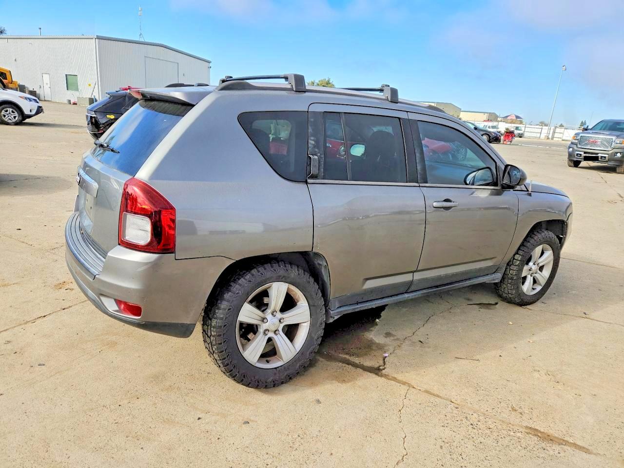 2014 JEEP COMPASS SPORT photo 5