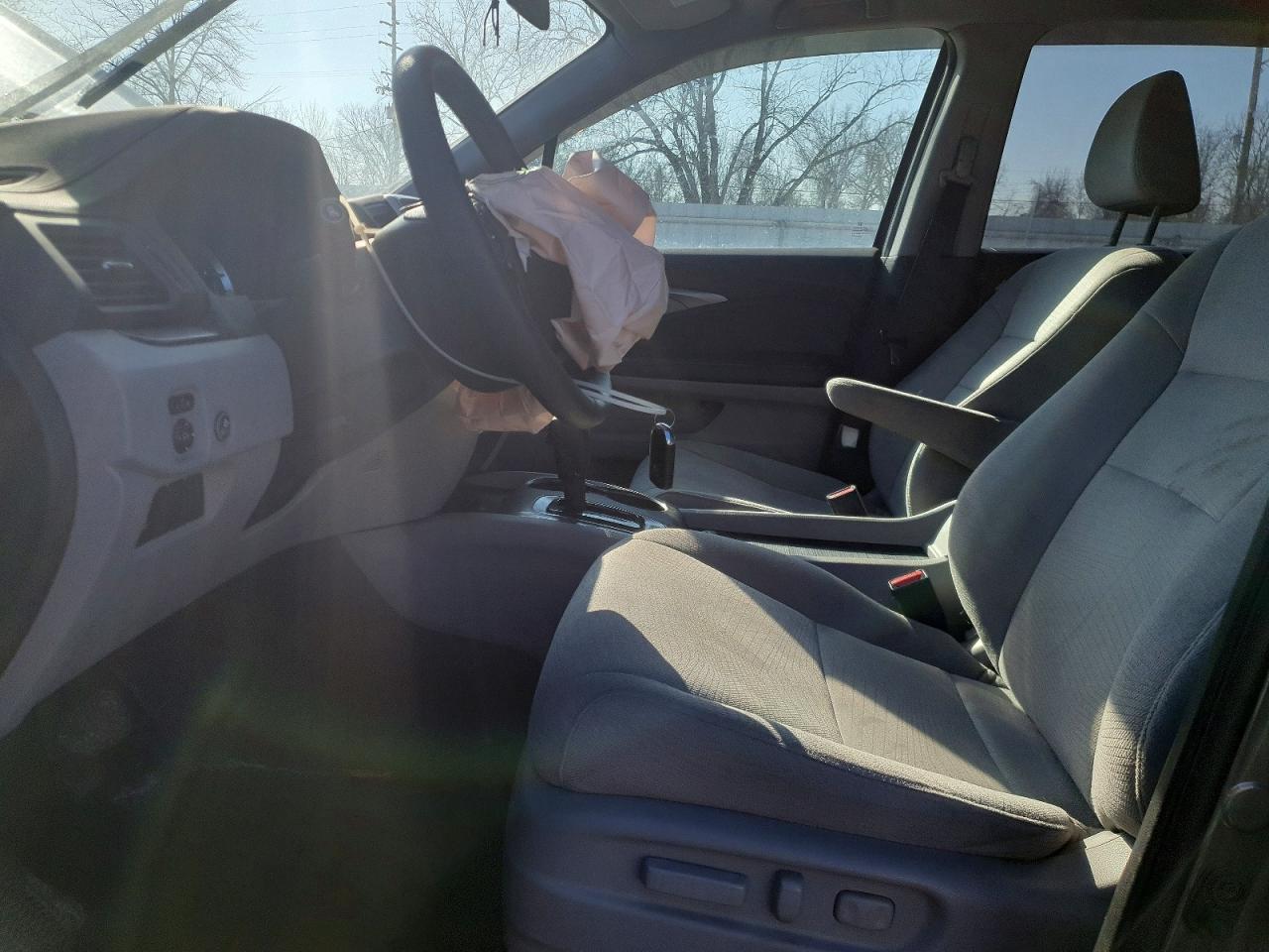 2016 HONDA PILOT EX photo 19
