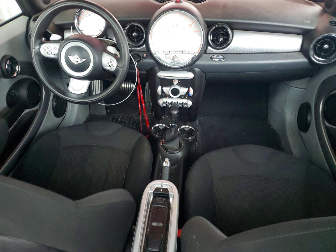 2007 MINI COOPER S photo 8