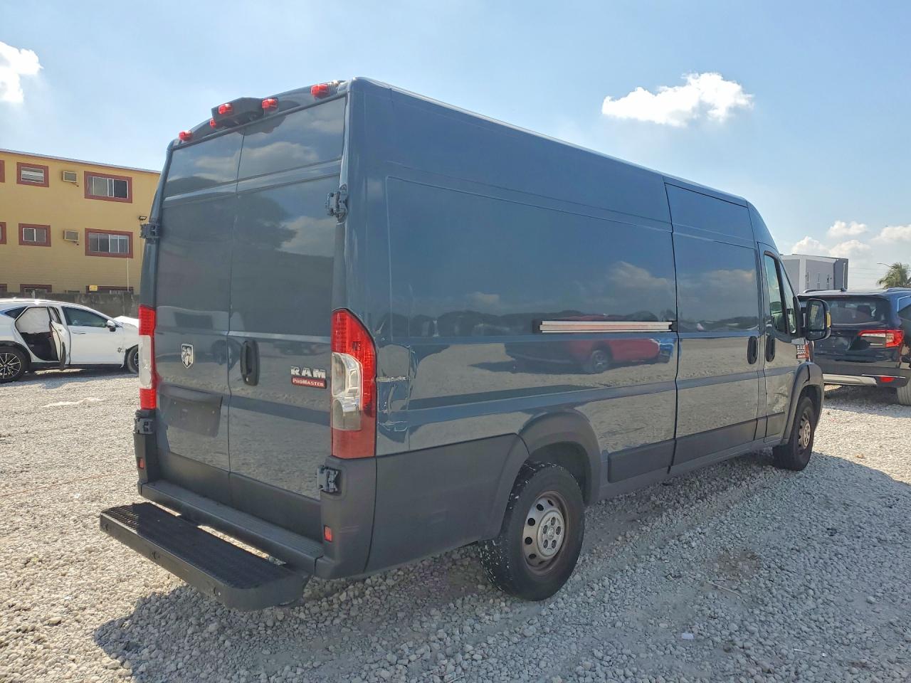 2020 RAM PROMASTER CARGO VAN photo 3