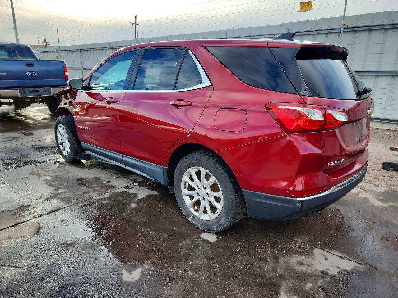 2018 CHEVROLET EQUINOX LT photo 3
