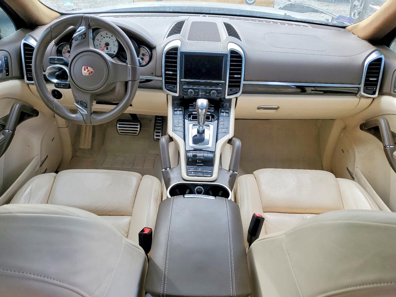 2011 PORSCHE CAYENNE S photo 22