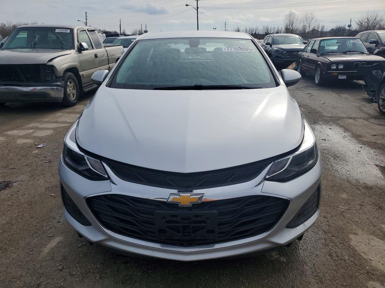 2019 CHEVROLET CRUZE LT photo 9