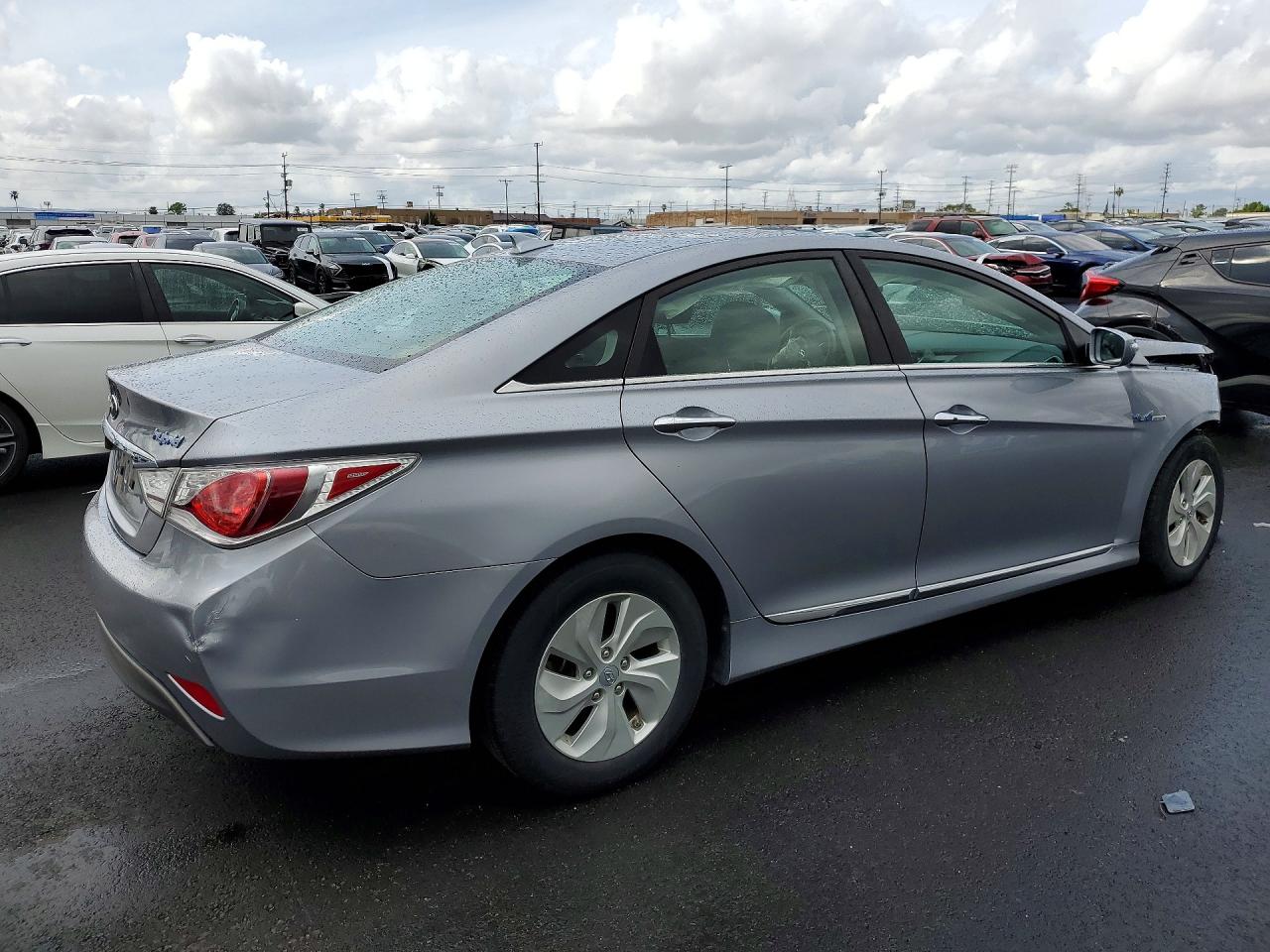 2015 HYUNDAI SONATA photo 7