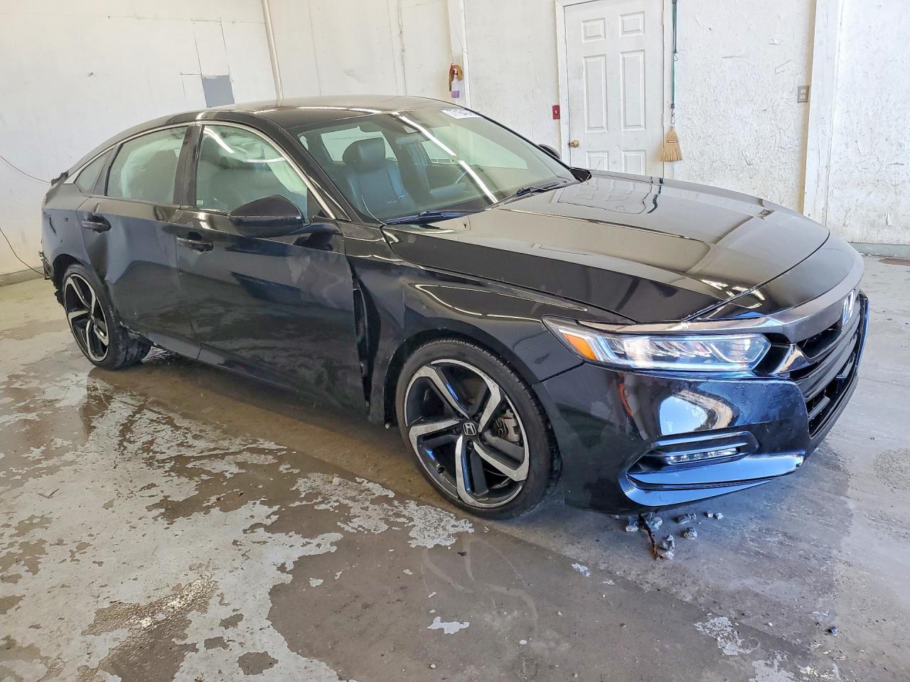 2018 HONDA ACCORD SPORT photo 7