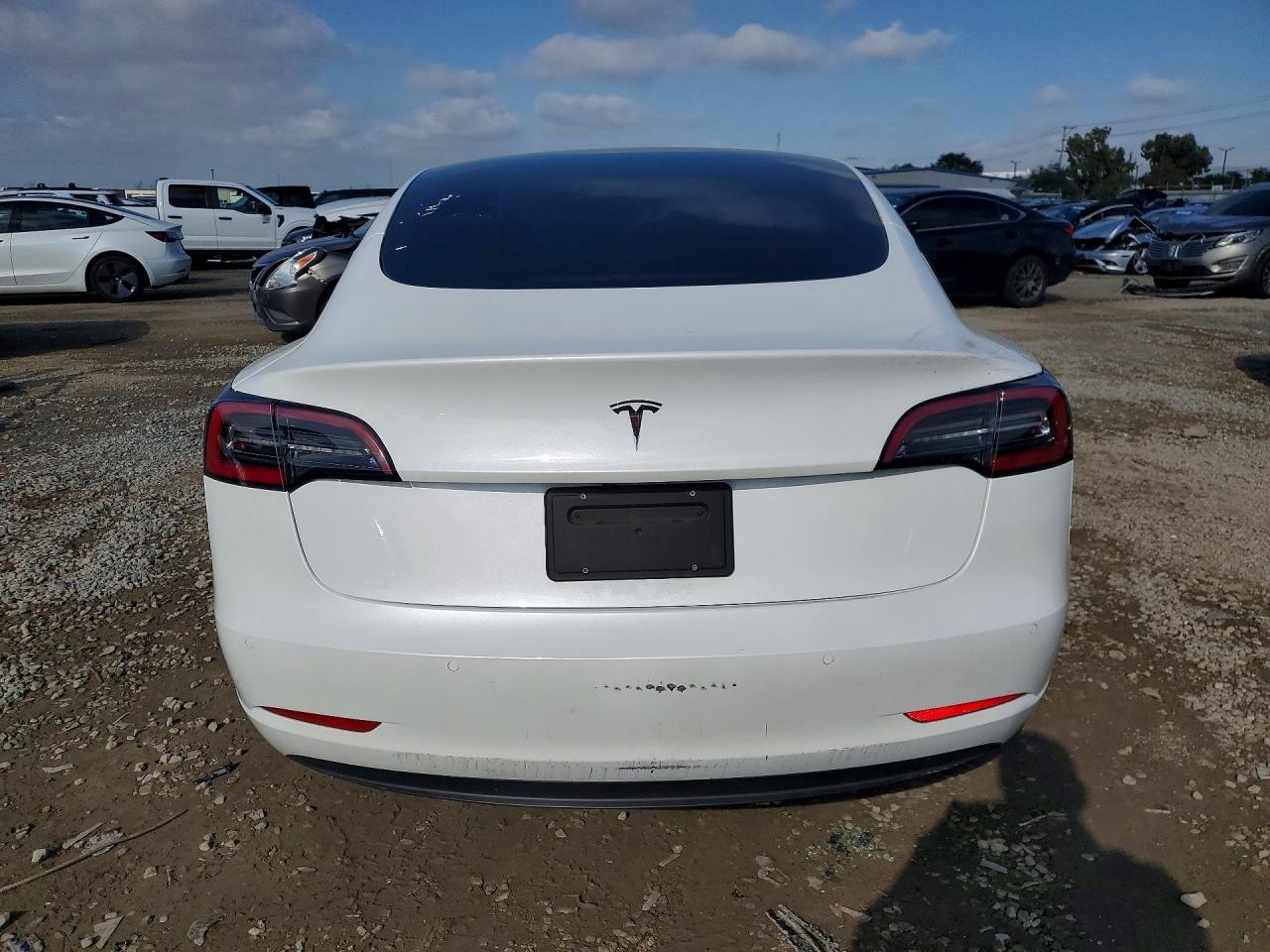 2022 TESLA MODEL 3 photo 6