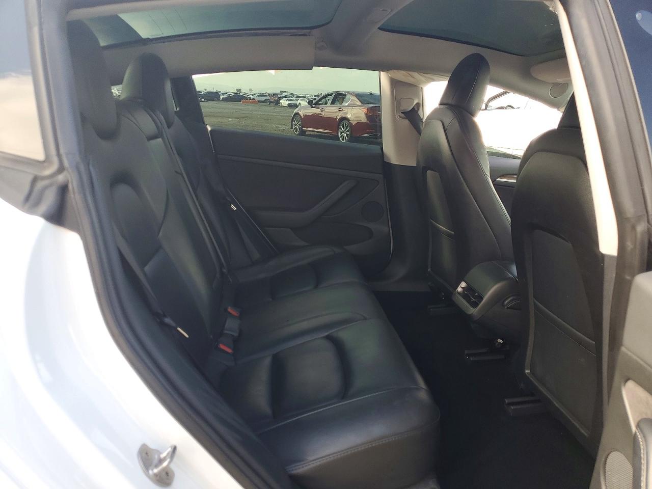 2022 TESLA MODEL 3 photo 10