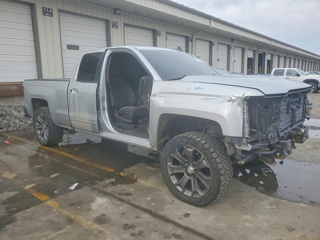 2017 CHEVROLET SILVERADO C1500 LT photo 7