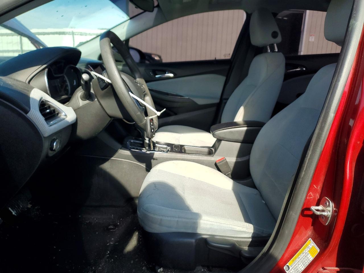 2019 CHEVROLET CRUZE LT photo 19