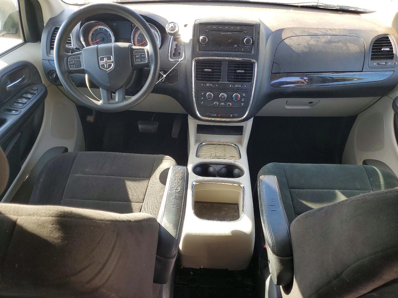 2012 DODGE GRAND CARAVAN SXT photo 8