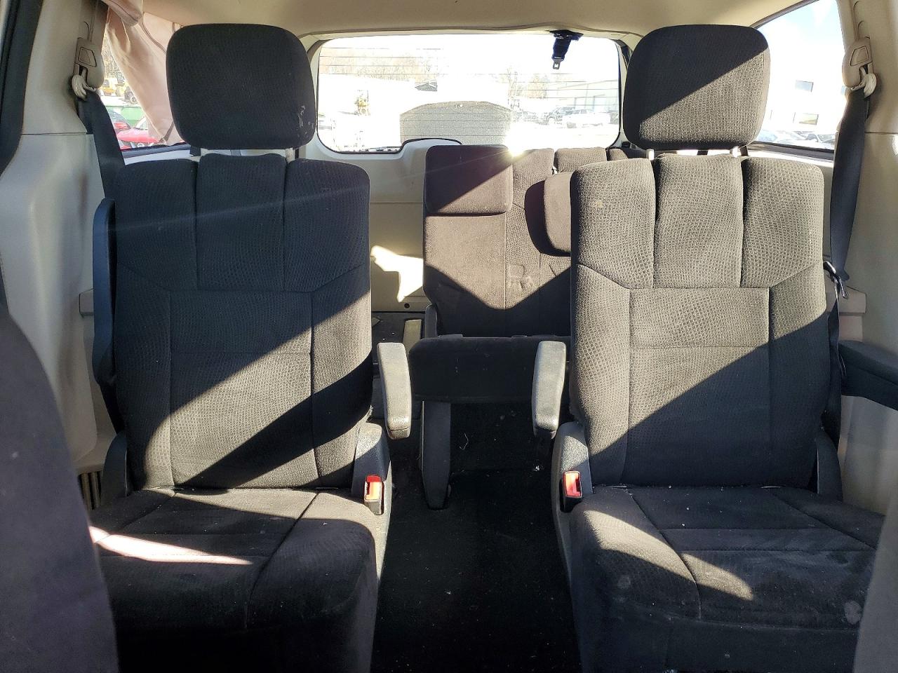 2012 DODGE GRAND CARAVAN SXT photo 10