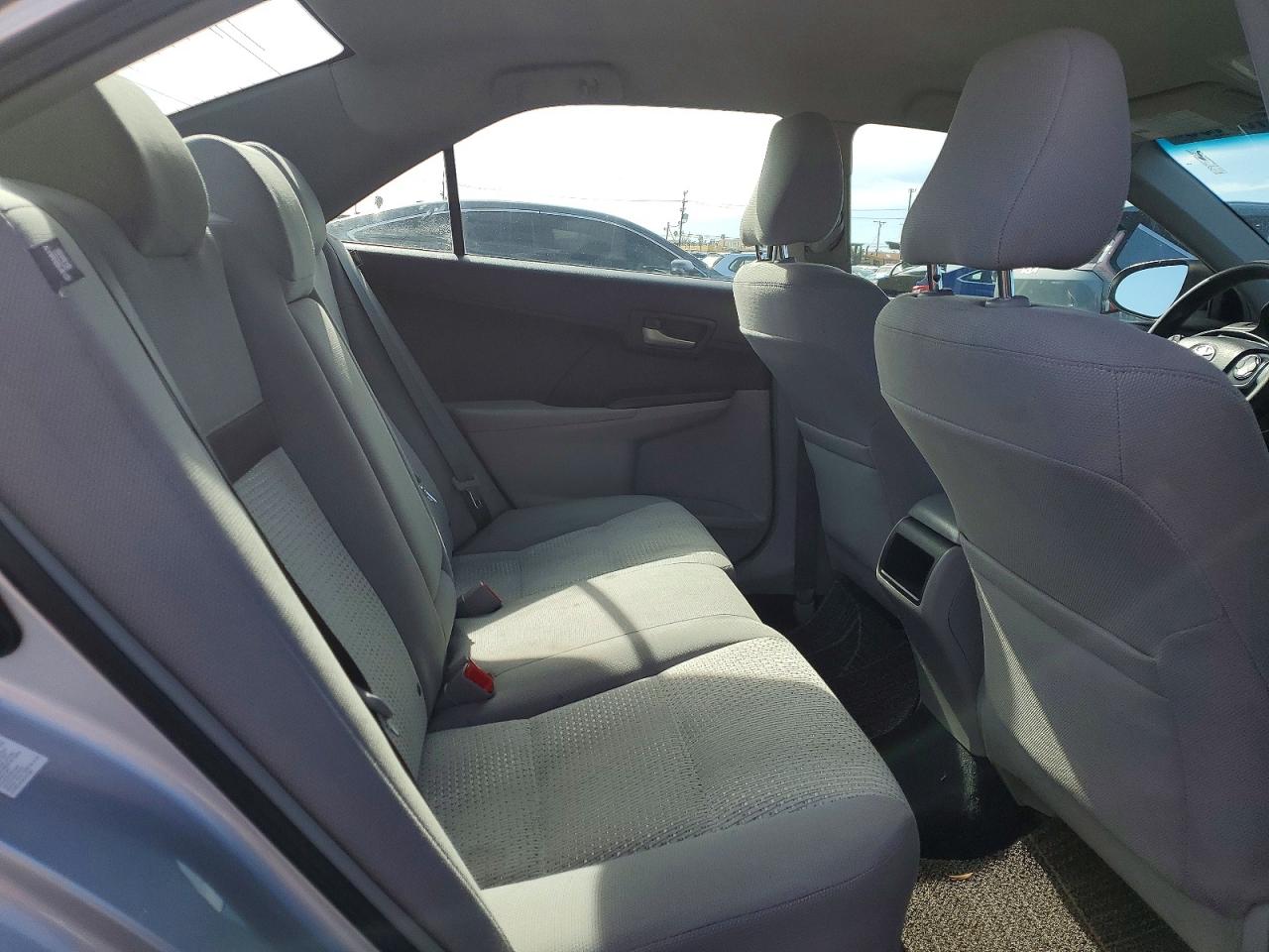 2014 TOYOTA CAMRY L photo 19