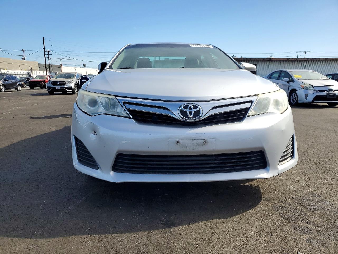 2014 TOYOTA CAMRY L photo 9