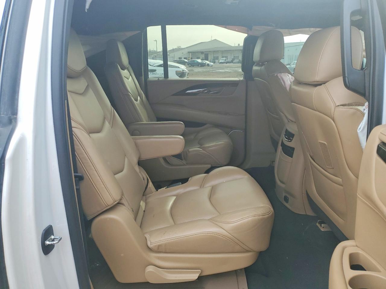 2020 CADILLAC ESCALADE ESV PLATINUM photo 21