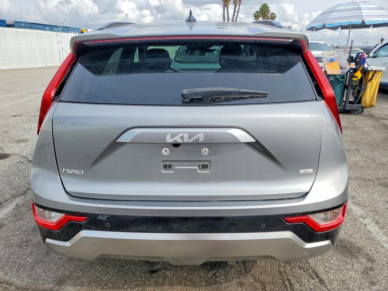 2023 KIA NIRO photo 6