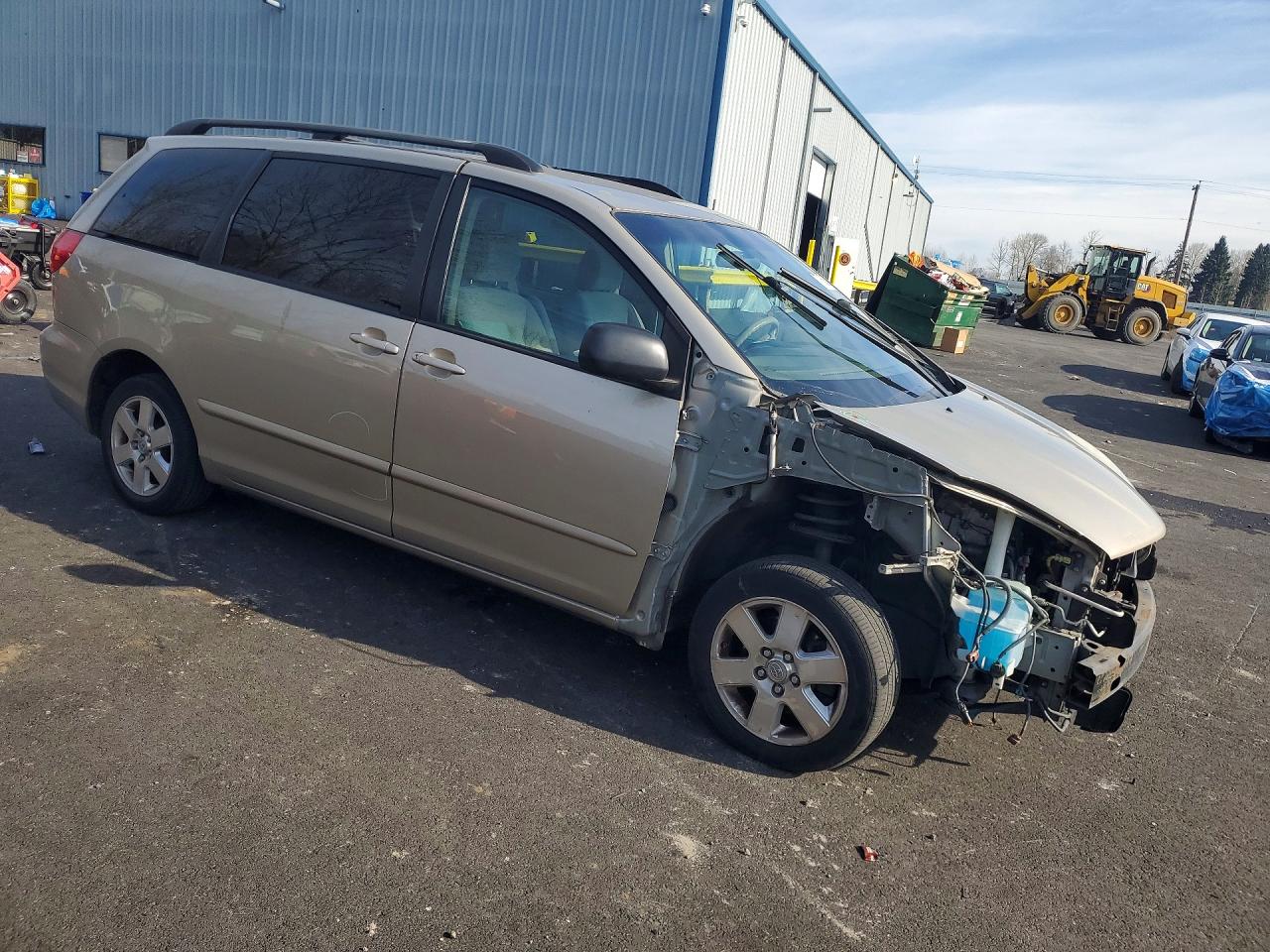 2007 TOYOTA SIENNA CE photo 4