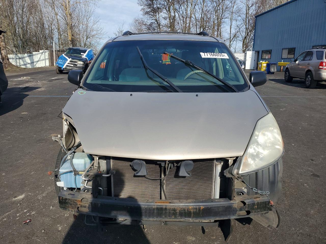 2007 TOYOTA SIENNA CE photo 5