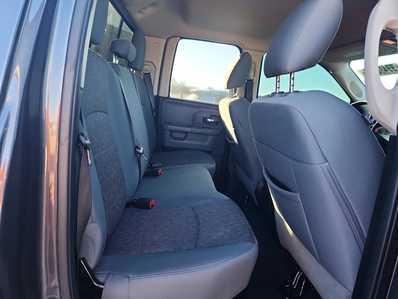 2017 RAM 1500 SLT photo 28
