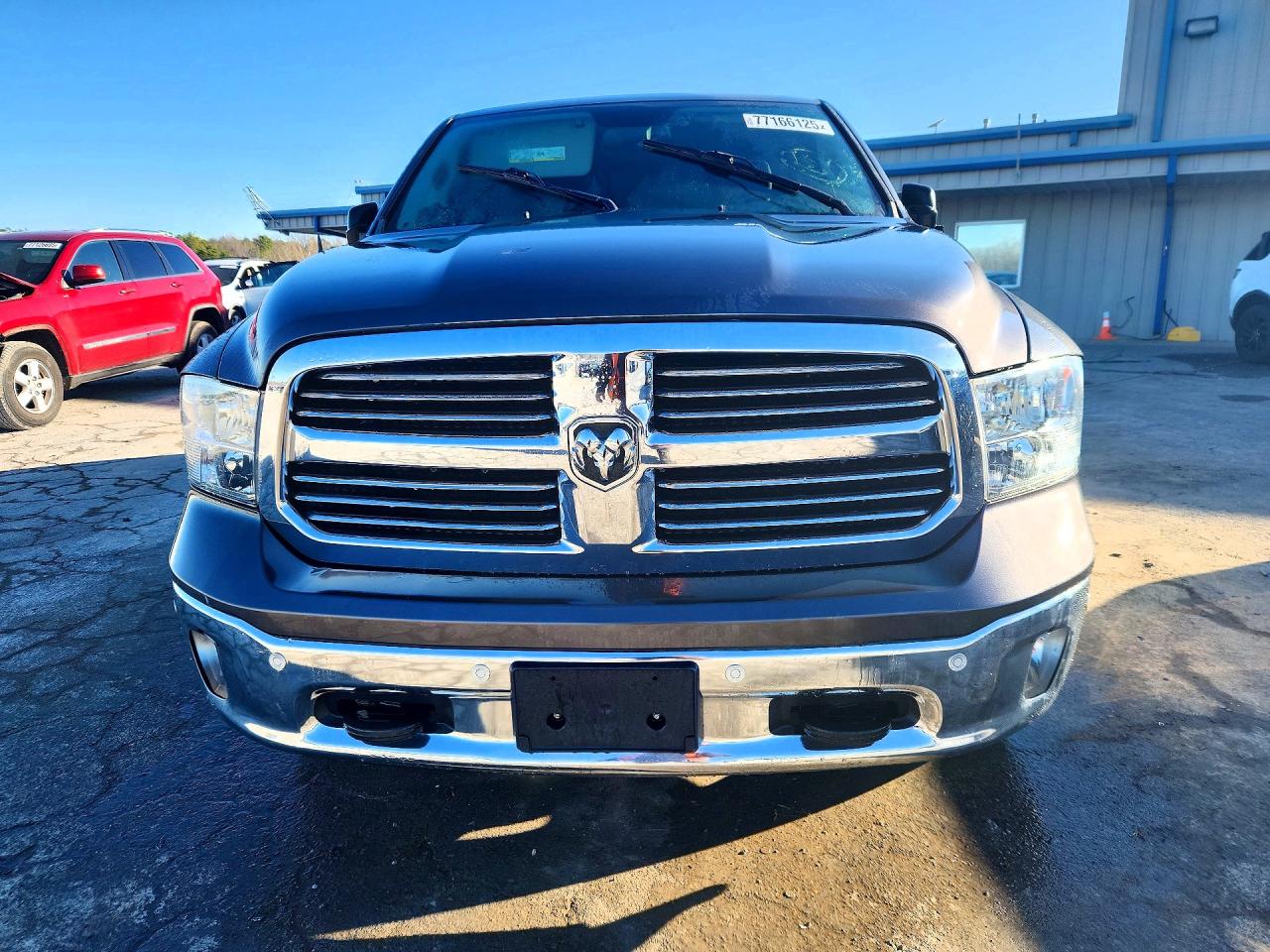 2017 RAM 1500 SLT photo 13