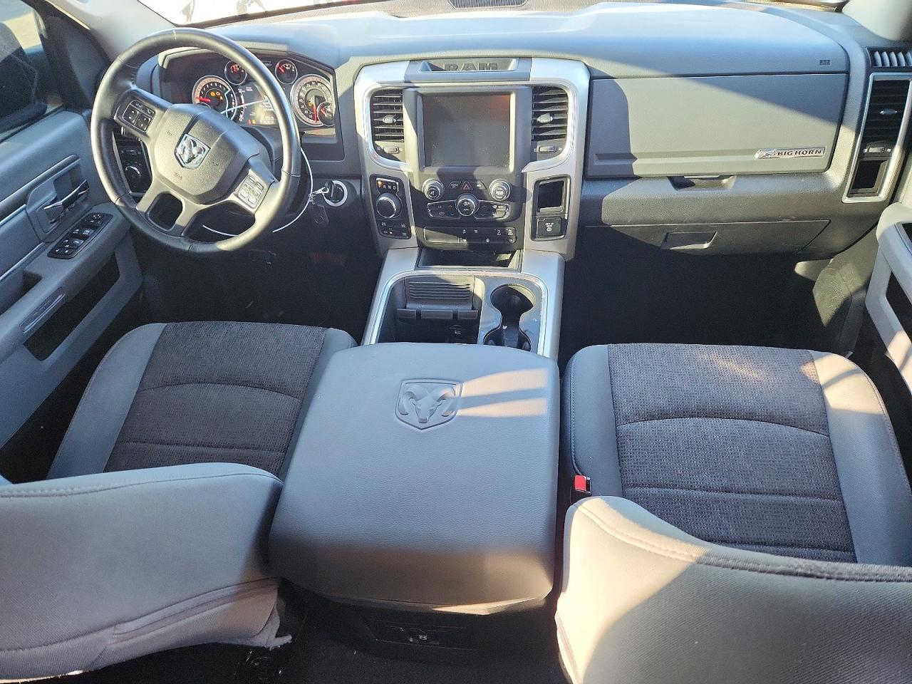 2017 RAM 1500 SLT photo 22