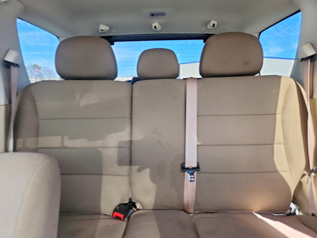 2010 FORD ESCAPE XLT photo 10