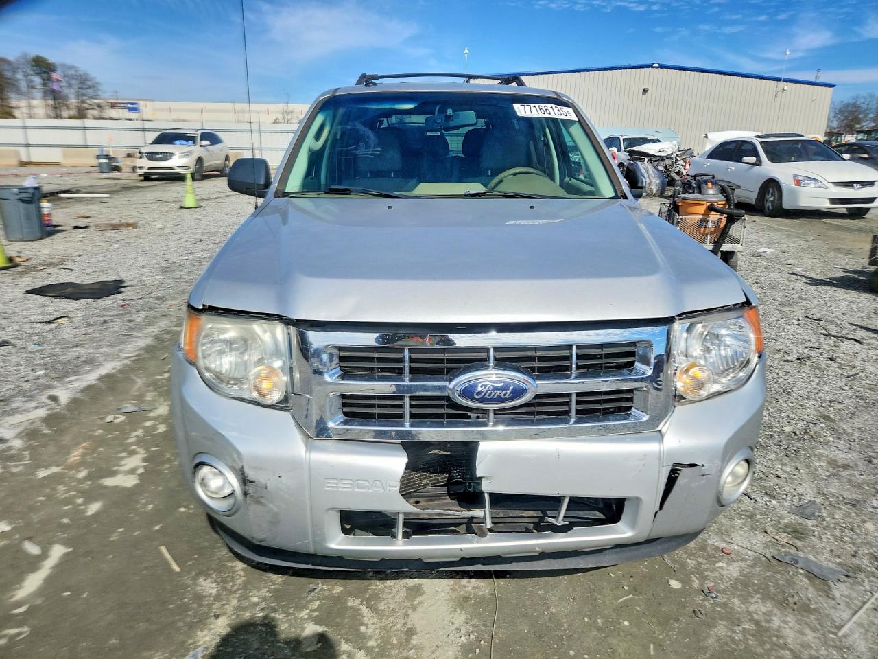 2010 FORD ESCAPE XLT photo 5