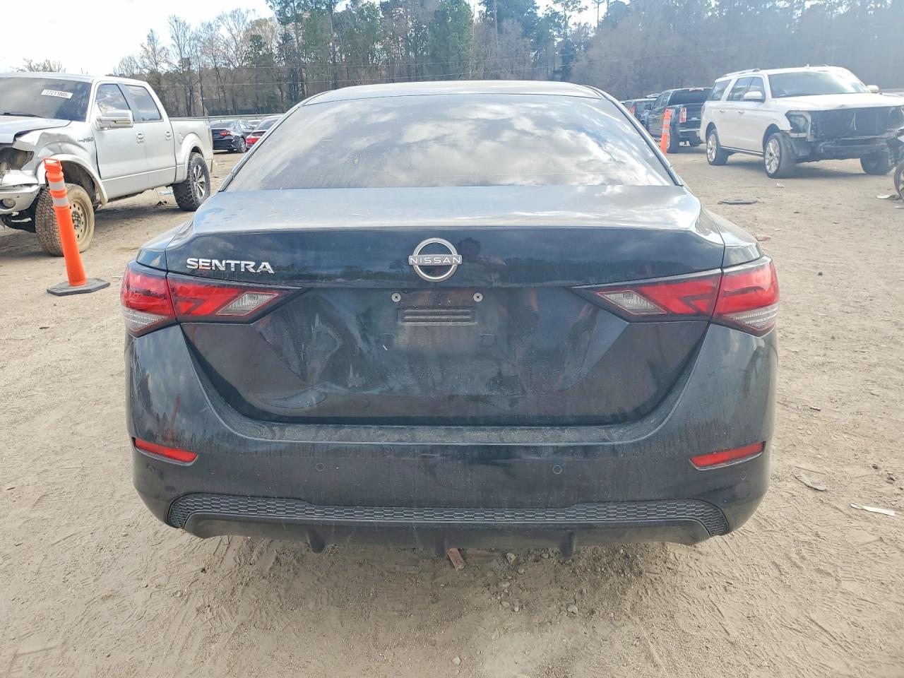 2024 NISSAN SENTRA S photo 11