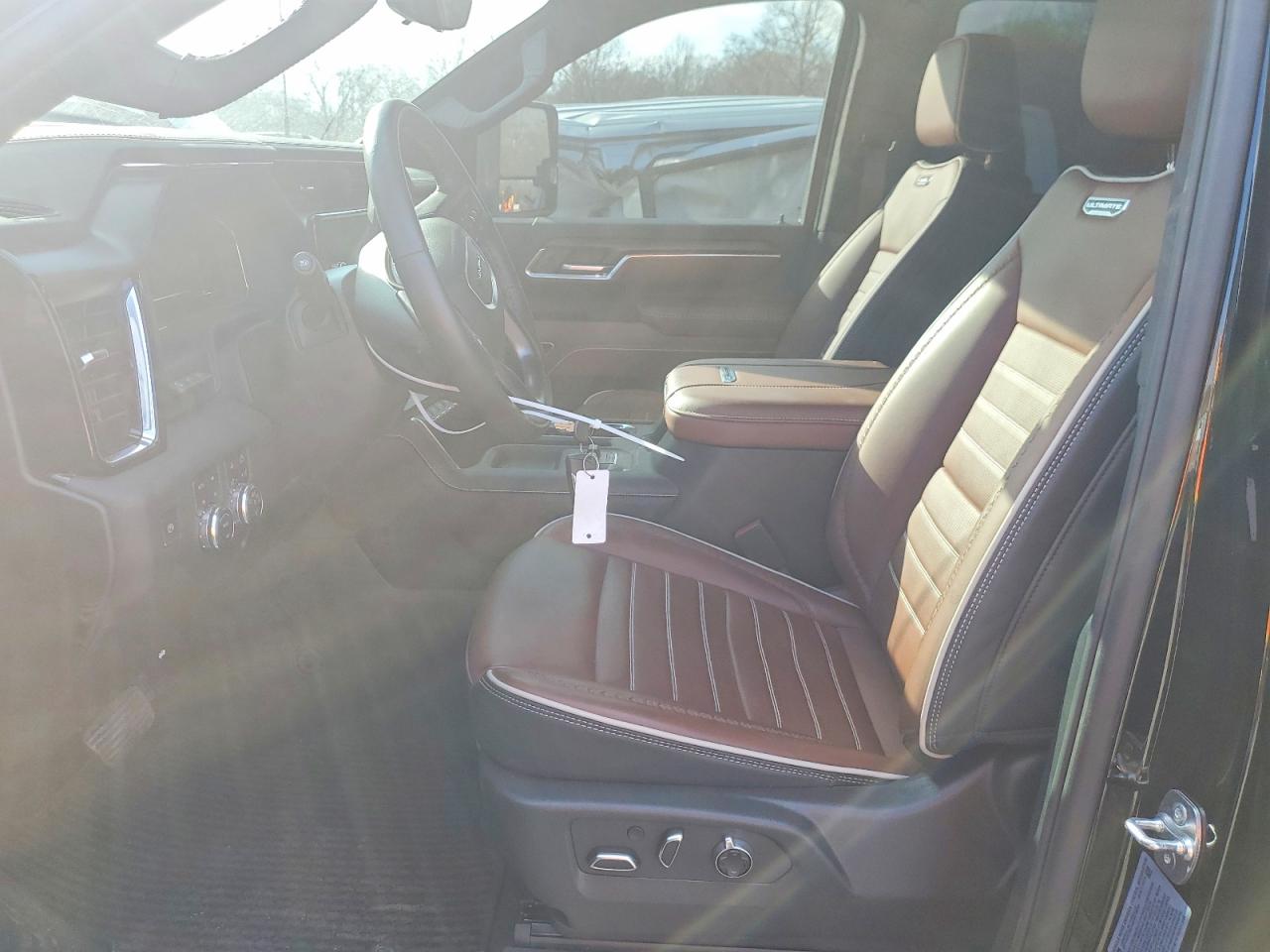 2025 GMC SIERRA K3500 DENALI ULTIMATE photo 7