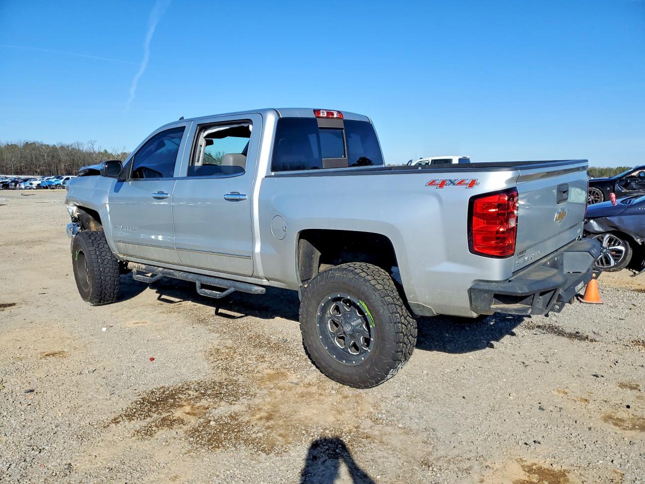 2015 CHEVROLET SILVERADO K1500 LTZ photo 2