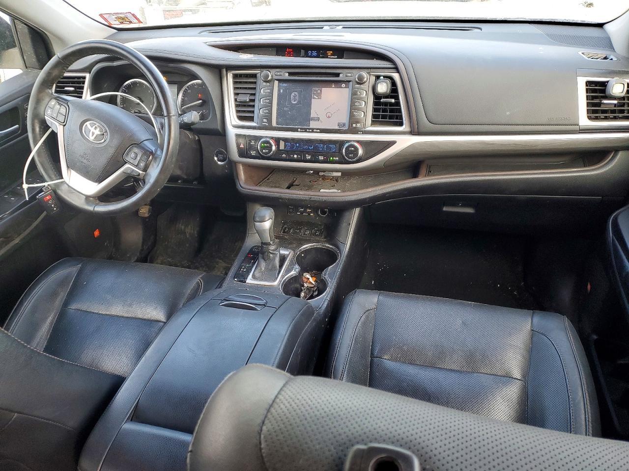 2019 TOYOTA HIGHLANDER LIMITED photo 8