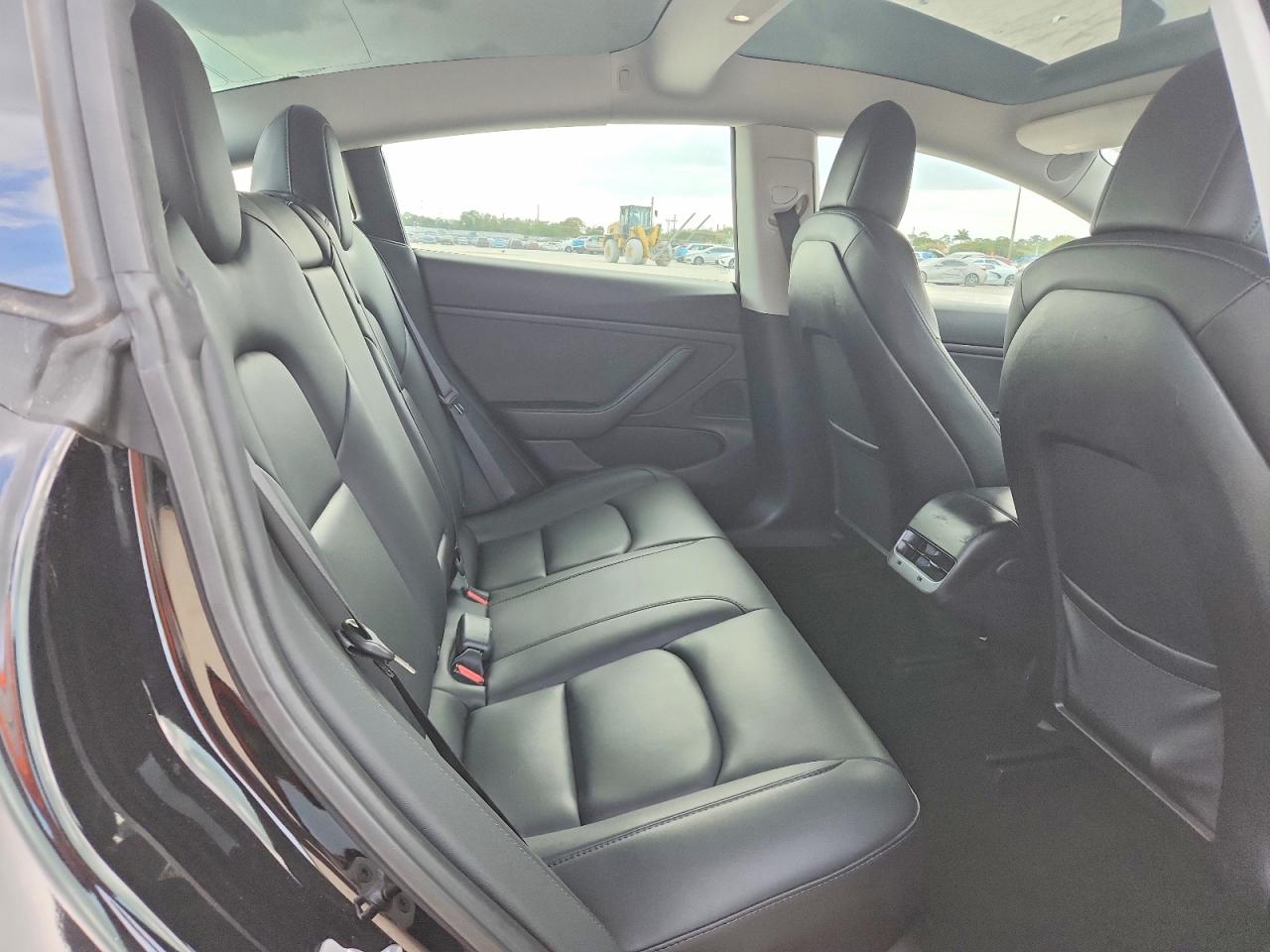 2019 TESLA MODEL 3 photo 10