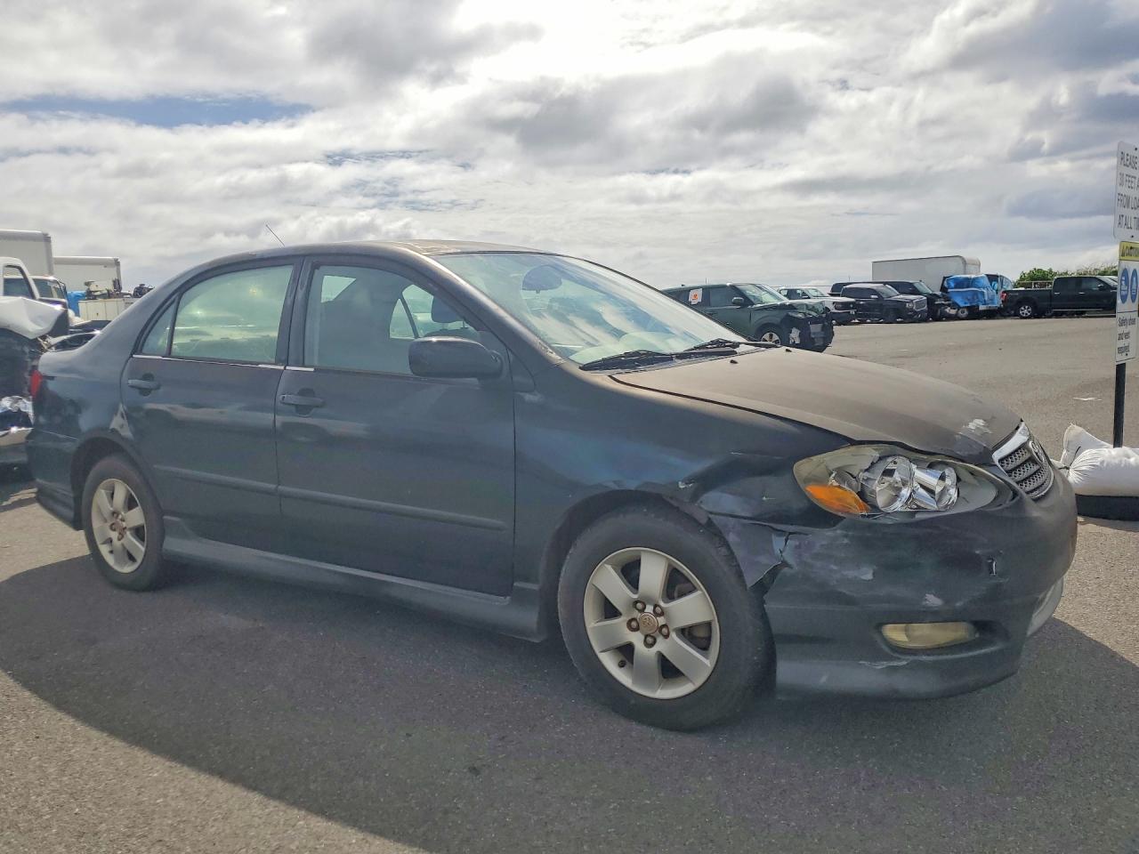 2005 TOYOTA COROLLA CE photo 7