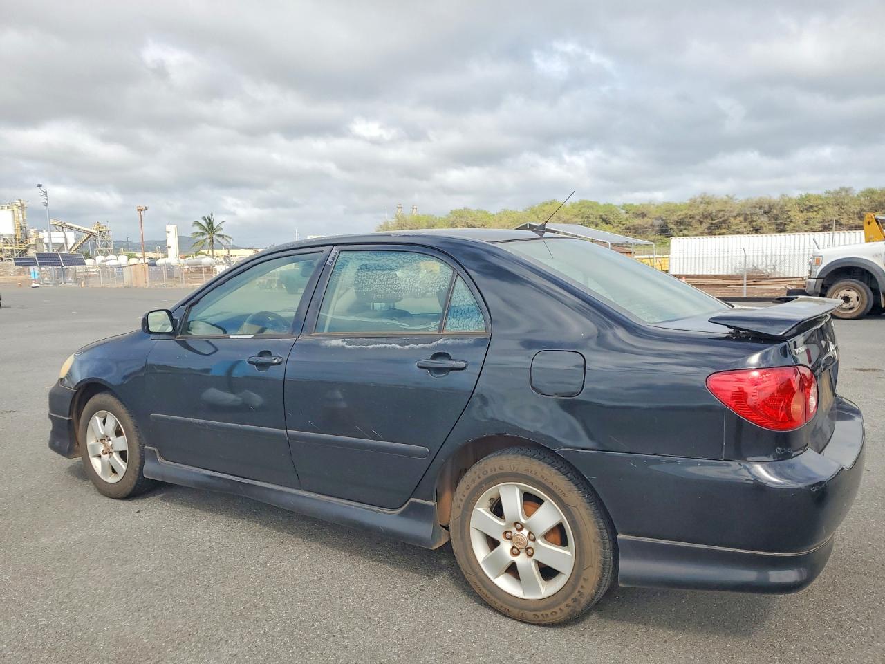 2005 TOYOTA COROLLA CE photo 3