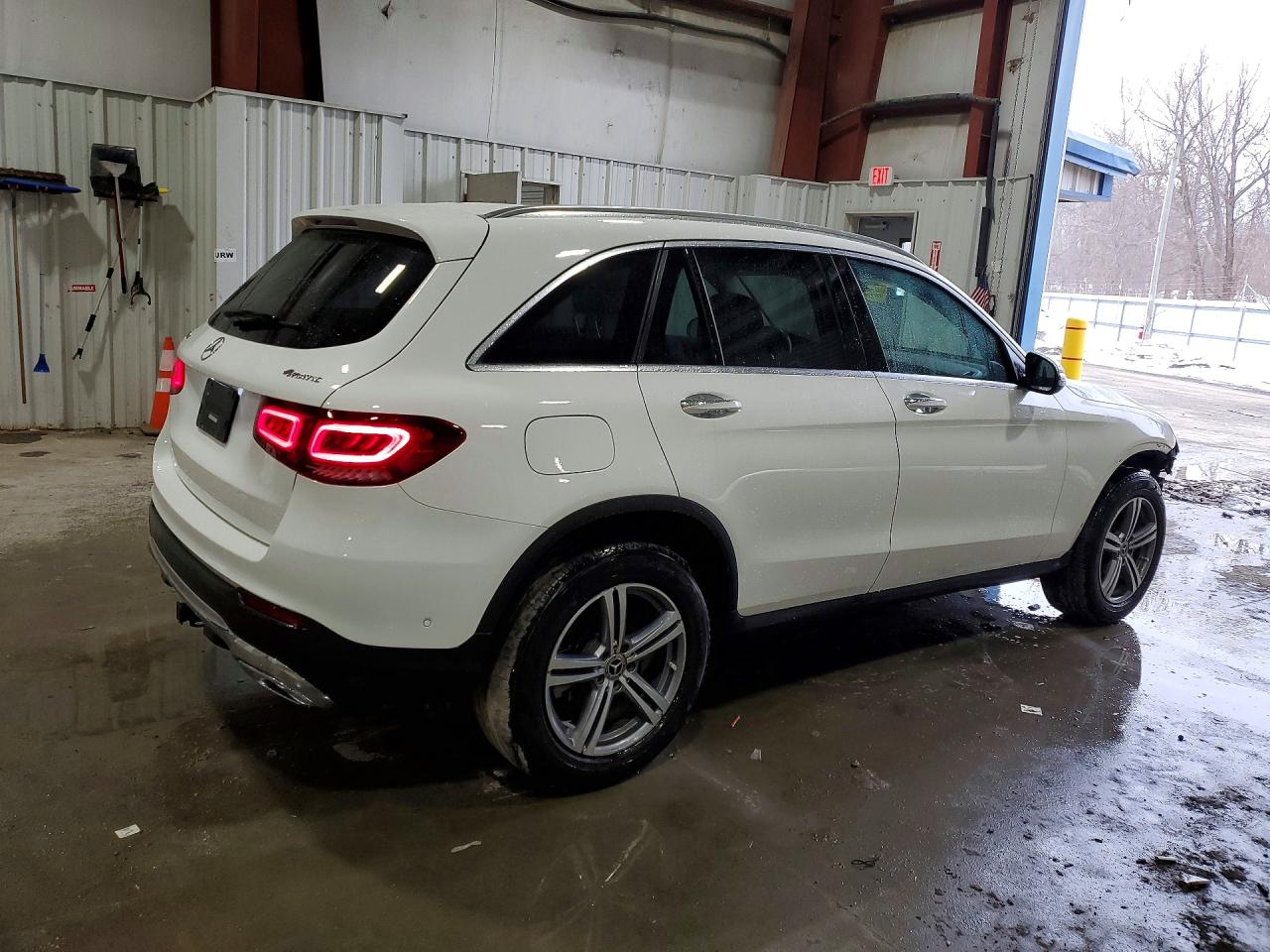 2022 MERCEDES-BENZ GLC 300 4MATIC photo 3