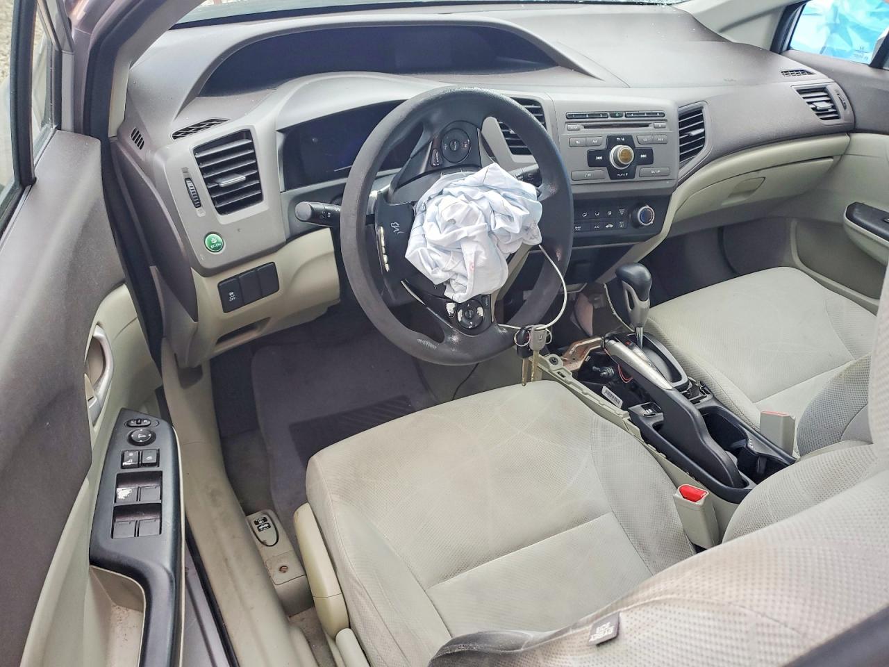 2012 HONDA CIVIC LX photo 8