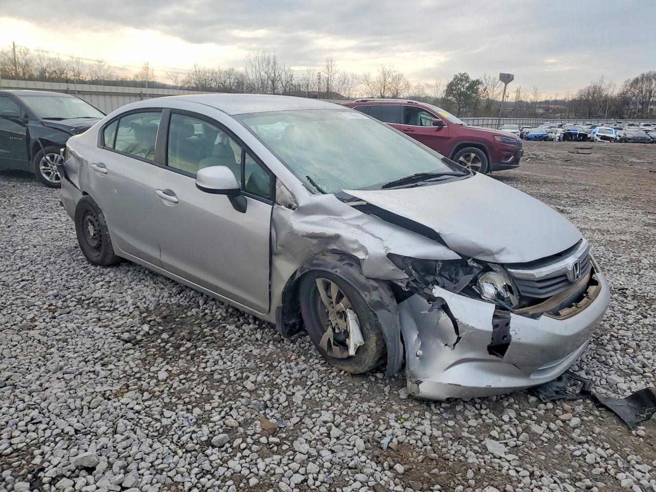 2012 HONDA CIVIC LX photo 4