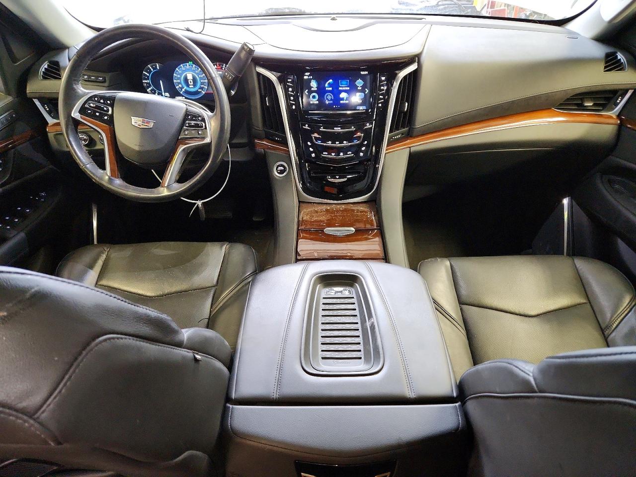 2020 CADILLAC ESCALADE LUXURY photo 8