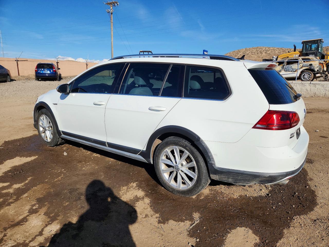 2017 VOLKSWAGEN GOLF ALLTRACK S photo 3