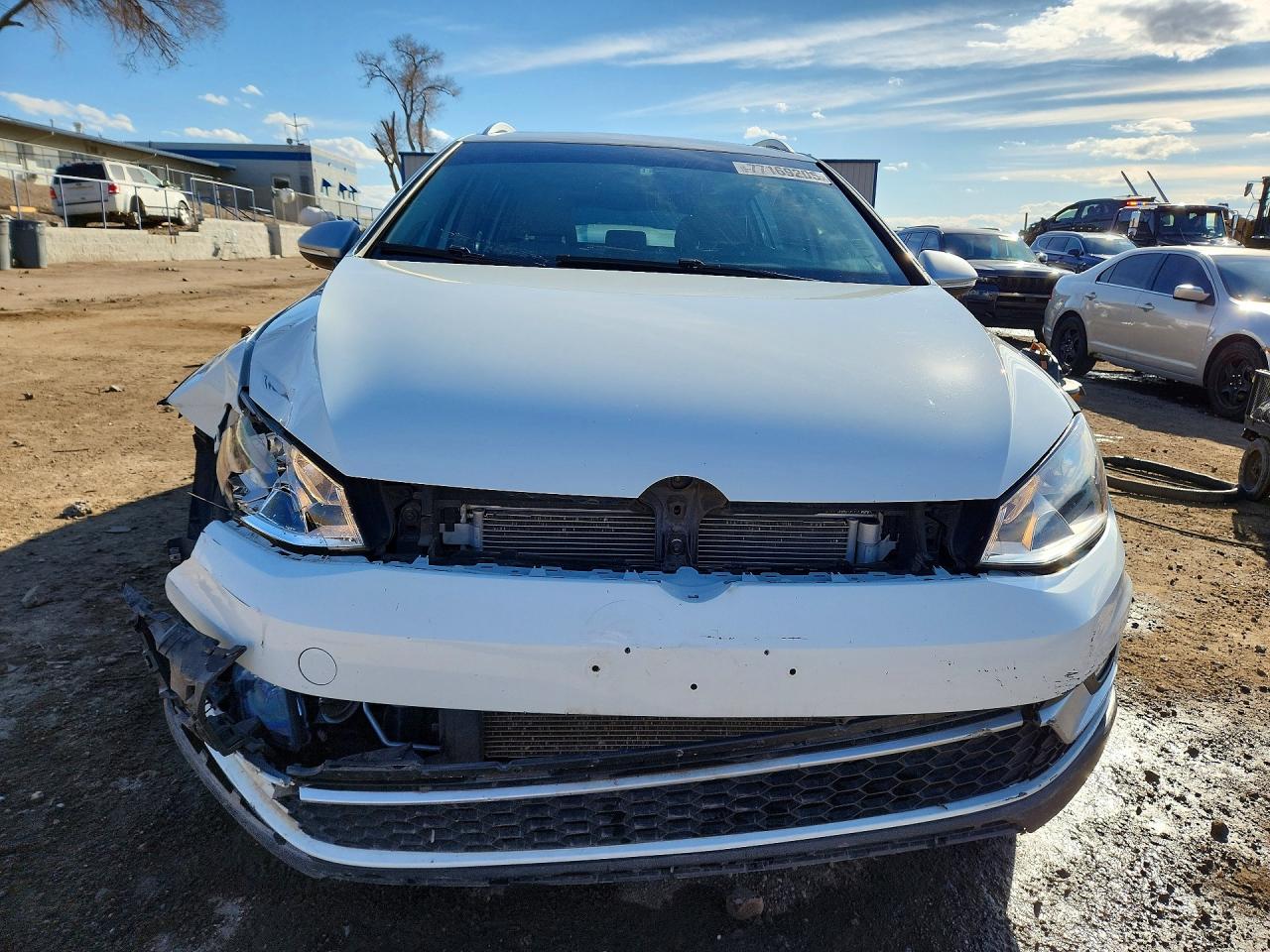 2017 VOLKSWAGEN GOLF ALLTRACK S photo 9