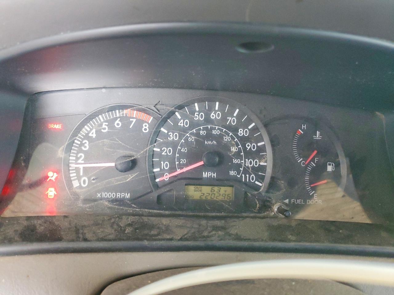 2004 TOYOTA COROLLA CE photo 17