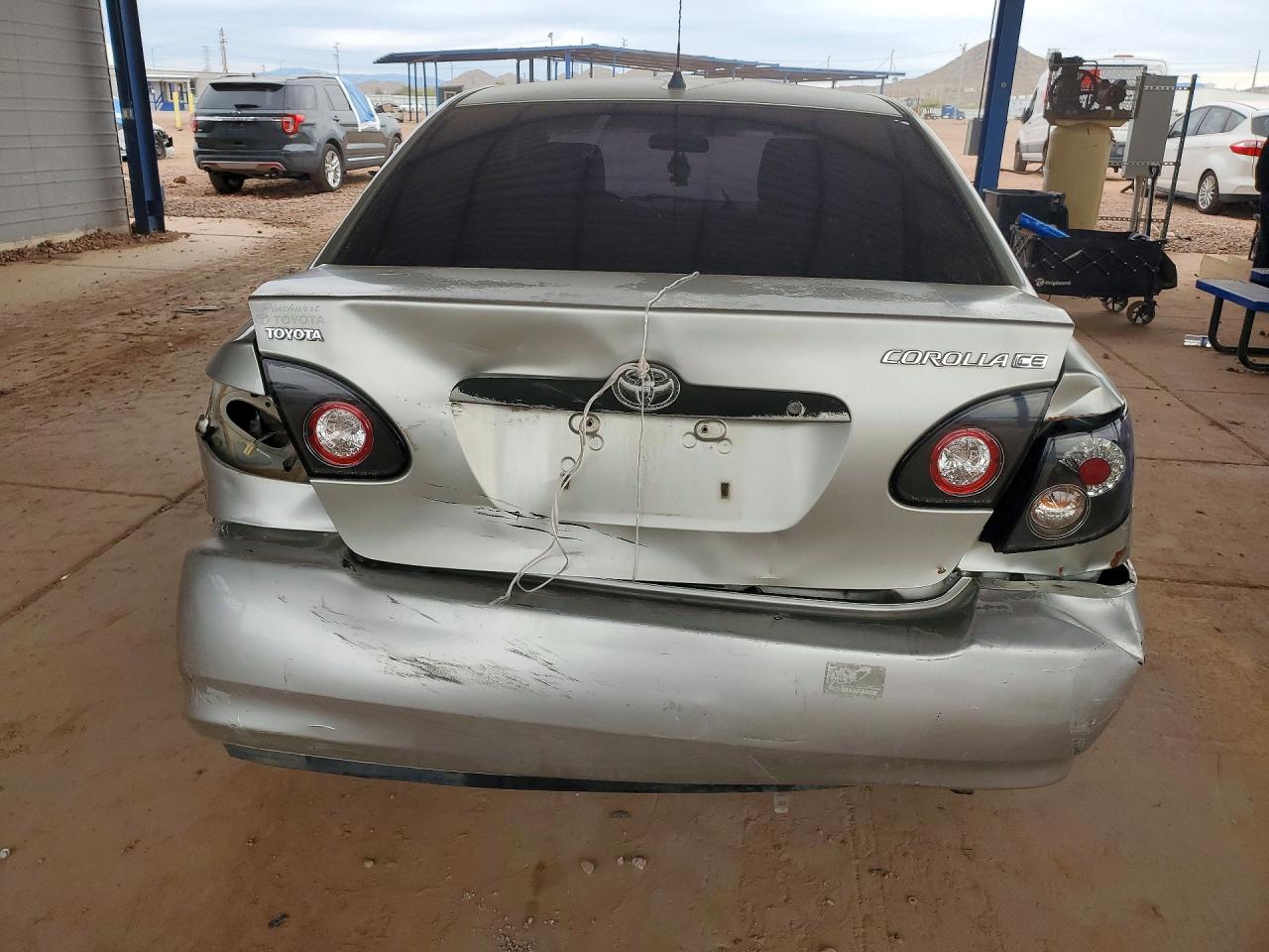 2004 TOYOTA COROLLA CE photo 11